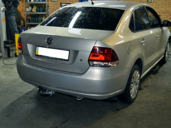 Фаркоп швидкознімний Volkswagen Polo 5 sedan 2011-2020