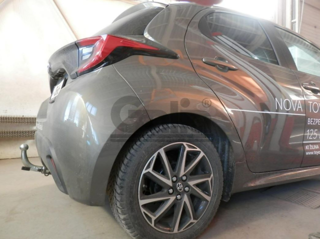 Фаркоп швидкознімний Toyota Yaris 2020- (хетчбек) #6