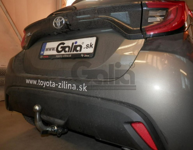Фаркоп швидкознімний Toyota Yaris 2020- (хетчбек) #1
