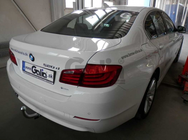 Фаркоп швидкознімний BMW 5 Series F10, F11 2010-2017 #1