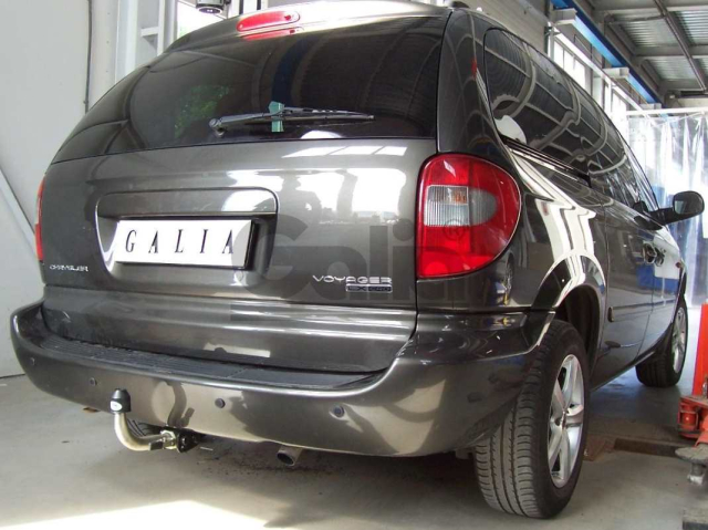 Фаркоп швидкознімний Chrysler Voyager 2001-2008 #1