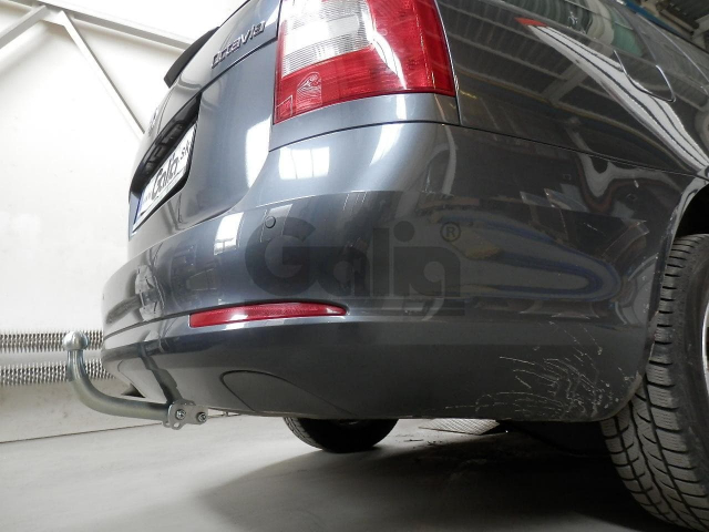 Фаркоп знімний Skoda Octavia A5 2004-2012 (седан, універсал) +Scout #2