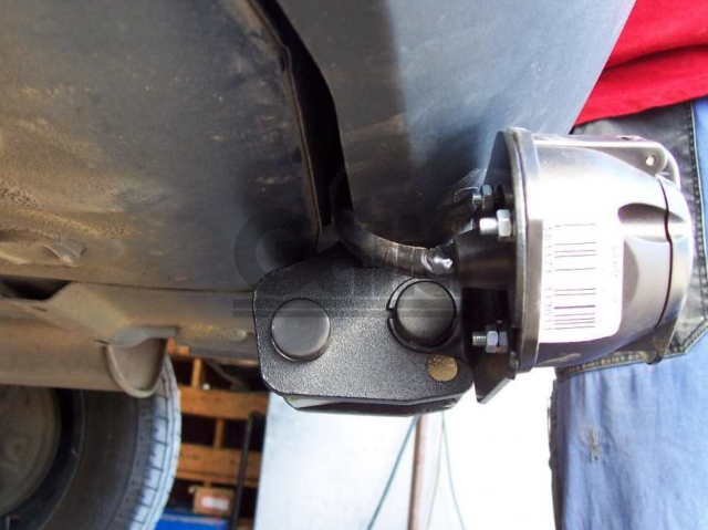 Фаркоп швидкознімний Ford Fiesta 2002-2008 #6