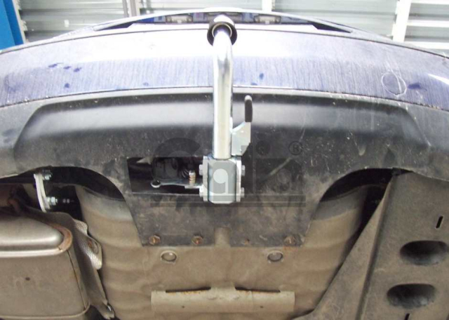 Фаркоп швидкознімний Ford Mondeo 2000-2007 #12