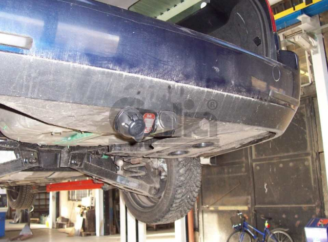 Фаркоп швидкознімний Ford Mondeo 1993-2007 (універсал) #10