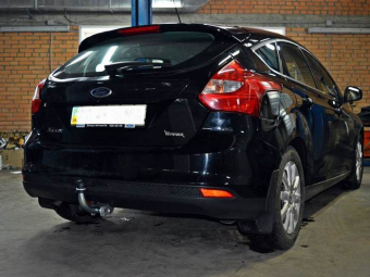 Фаркоп знімний Ford Focus III 2011-2018 (хетчбек)
