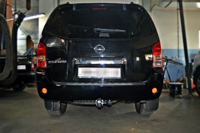 Фаркоп знімний Nissan Pathfinder R51 2005-2014 #2