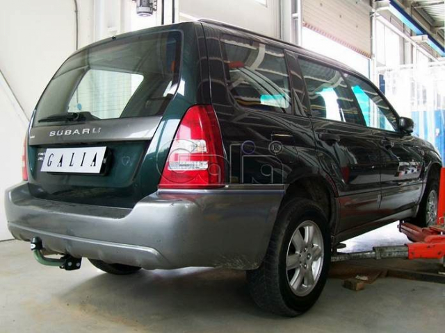 Фаркоп знімний Subaru Forester 1997-2002 #1