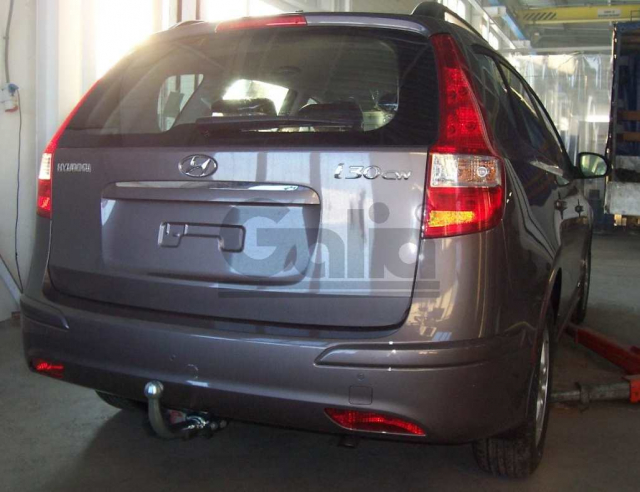Фаркоп швидкознімний Hyundai I30 2007-2012 (універсал) #1