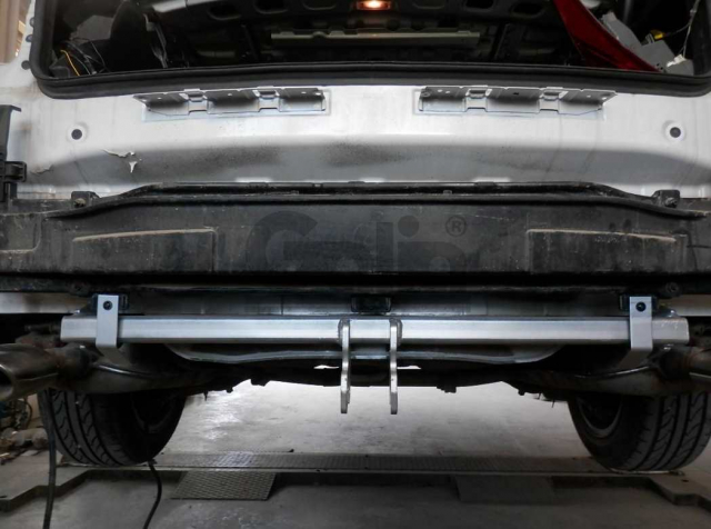 Фаркоп швидкознімний Hyundai i40 2011- #19