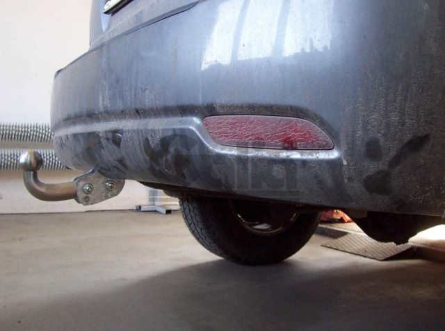 Фаркоп знімний Kia Sorento 2002-2009 #4