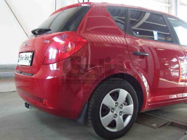 Фаркоп швидкознімний Kia Ceed 2007-2012 (хетчбек) #4