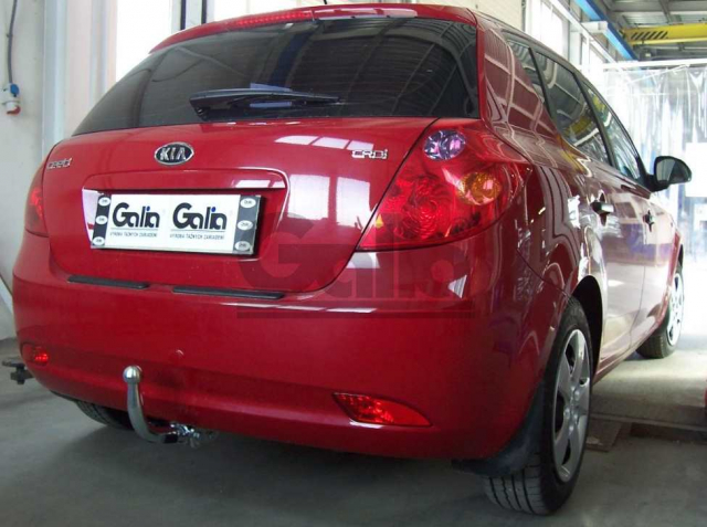 Фаркоп швидкознімний Kia Ceed 2007-2012 (хетчбек) #1