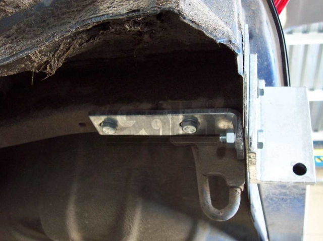 Фаркоп знімний Mazda Premacy 1999-2005 #8