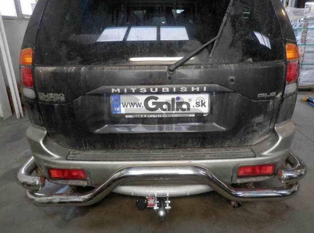 Фаркоп знімний Mitsubishi Pajero Sport 1996-2008 #2