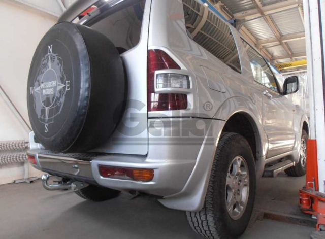 Фаркоп знімний Mitsubishi Pajero Wagon 1999-2006 #2