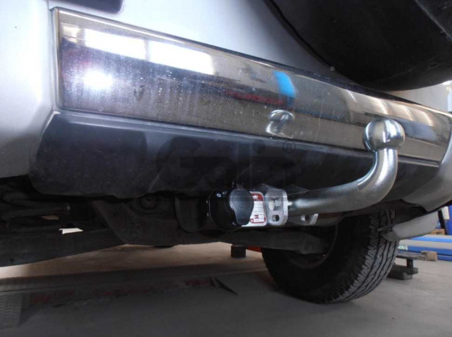 Фаркоп знімний Mitsubishi Pajero Wagon 1999-2006 #9