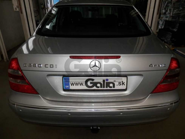 Фаркоп швидкознімний Mercedes E-Class W211 2002-2009 (седан) #7