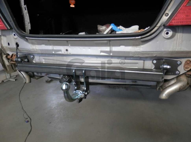 Фаркоп швидкознімний Mercedes E-Class W211 2002-2009 (седан) #12