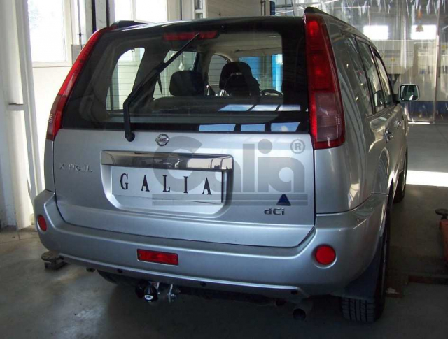Фаркоп знімний Nissan X-trail T30 2001-2007 #1