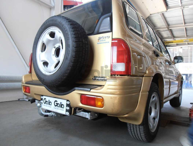 Фаркоп швидкознімний Suzuki Grand Vitara 1998-2005 #1