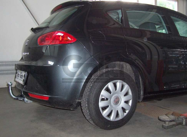 Фаркоп швидкознімний Seat Leon 2005-2012 (хетчбек) #5
