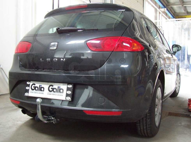 Фаркоп швидкознімний Seat Leon 2005-2012 (хетчбек) #1