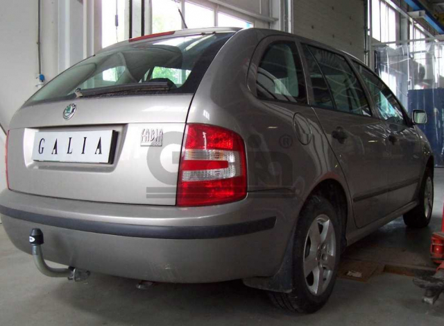 Фаркоп знімний Skoda Fabia 2007-2014 (універсал) #1