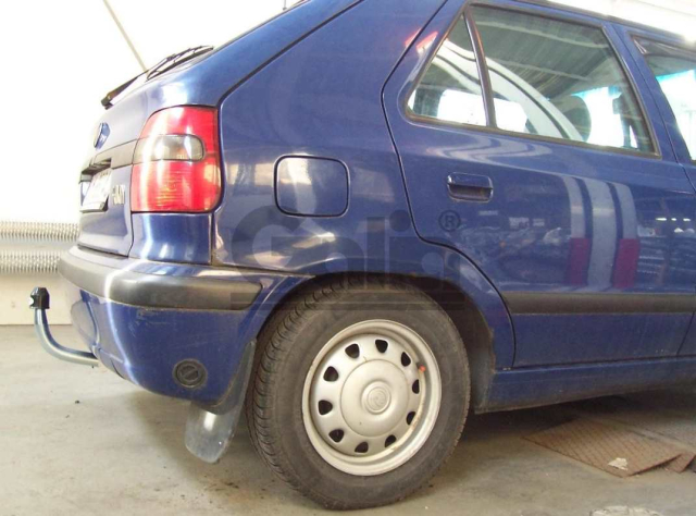Фаркоп знімний Skoda Felicia 1994-2001 (хетчбек) #2