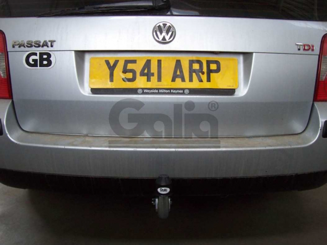 Фаркоп знімний Volkswagen Passat B5 1996-2005 (седан, універсал) окрім 4Х4 #3