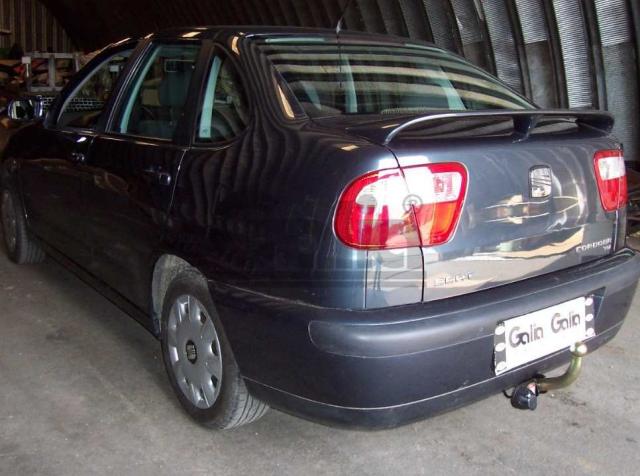 Фаркоп знімний Seat Cordoba 1999-2002 (універсал, седан) #3
