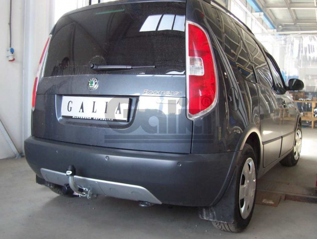 Фаркоп швидкознімний Skoda Roomster 2006-2015 #1