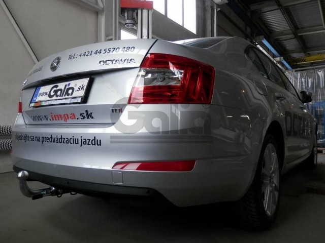 Фаркоп швидкознімний Skoda Octavia A8 2020- (седан, універсал) #3