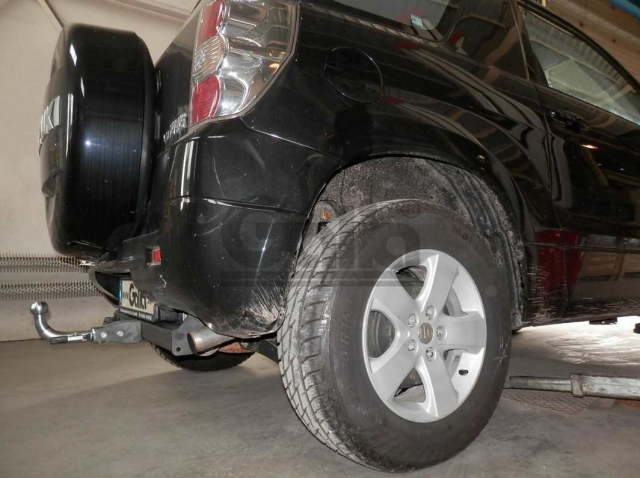 Фаркоп швидкознімний Suzuki Grand Vitara 2005-2010 (3 двері; з запаскою на дверях) #7