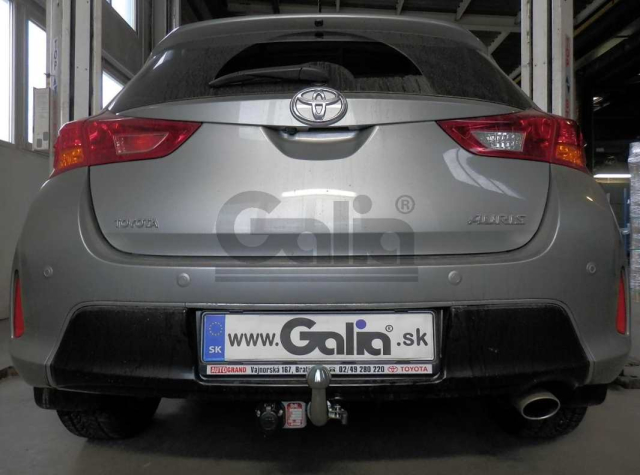 Фаркоп швидкознімний Toyota Auris 2007-2012 (хетчбек) окрім hybrid #10