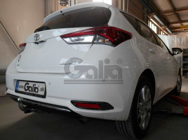 Фаркоп швидкознімний Toyota Auris 2012-2018 (хетчбек) окрім hybrid #9