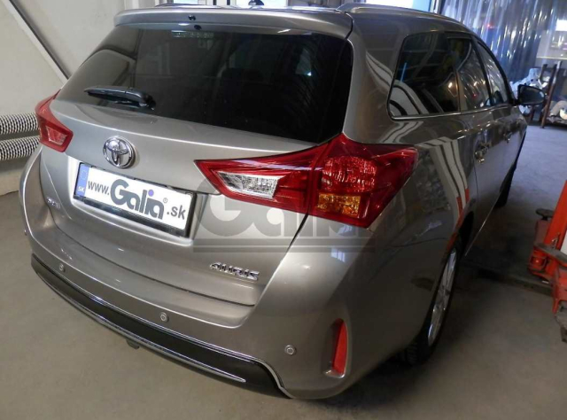 Фаркоп швидкознімний Toyota Auris 2012-2019 (універсал) окрім hybrid #4