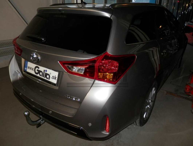 Фаркоп швидкознімний Toyota Auris 2012-2019 (універсал) окрім hybrid #3