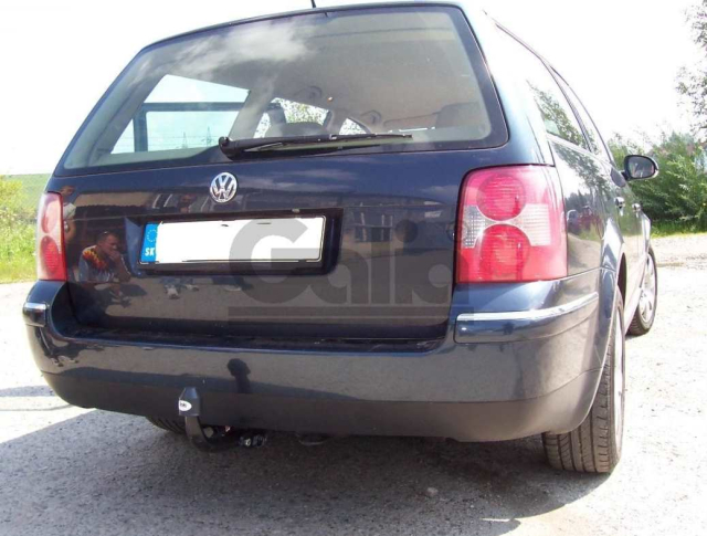 Фаркоп знімний Volkswagen Passat B5 1996-2005 (седан, універсал) 4Х4 #1