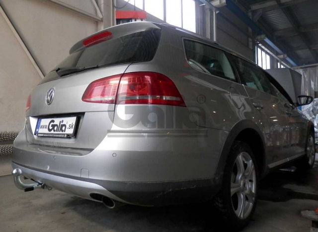 Фаркоп швидкознімний Volkswagen Passat CC 2008-2016 #1